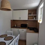 Laura 2 Ražanac
