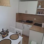 Laura 2 Appartamento Ražanac