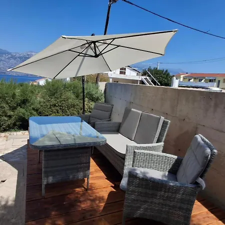 Appartement Laura 2 *