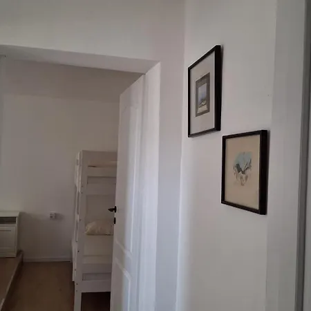 Laura 2 Apartman Ražanac