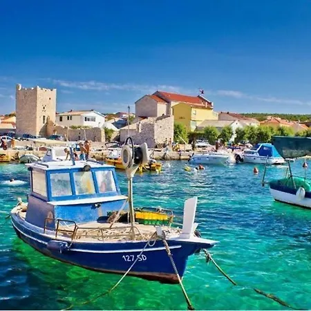 Appartement Laura 2 Ražanac