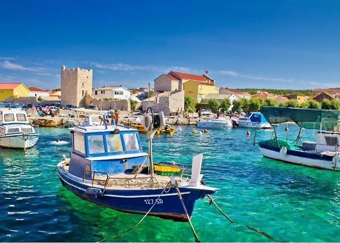 아파트 Laura 2 Ražanac